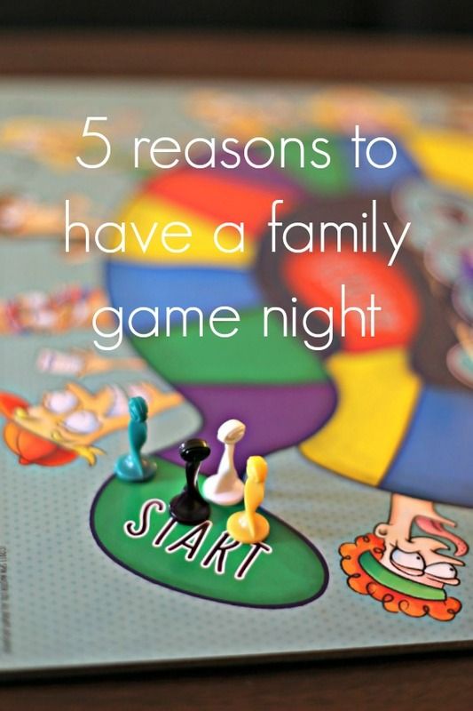5 Reasons to have a family game night