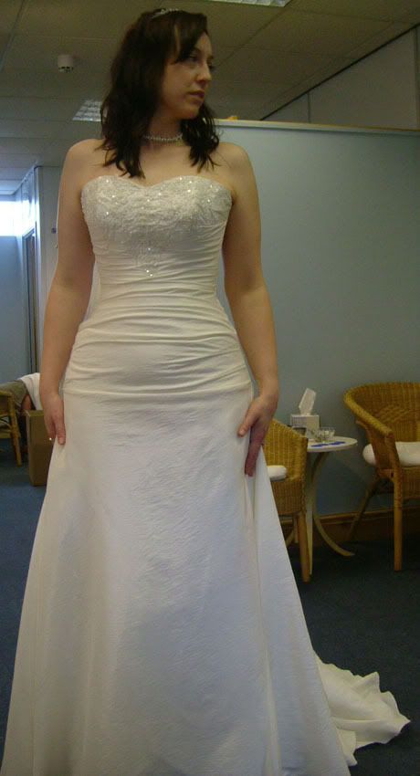 -fulllengthbarearmsshoulders.jpg