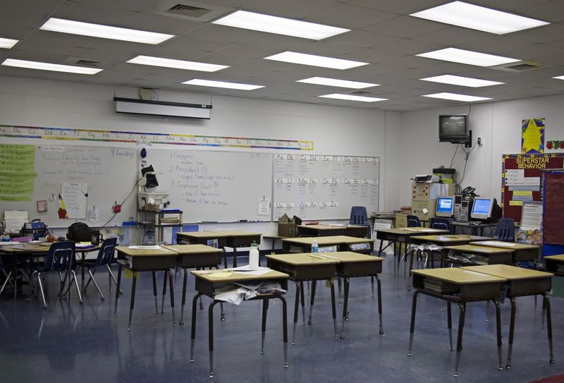 IMAGE: http://i66.photobucket.com/albums/h246/cbmgk/1-9teach.jpg