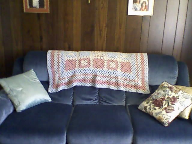 Grandma's Lapghan (Images)
