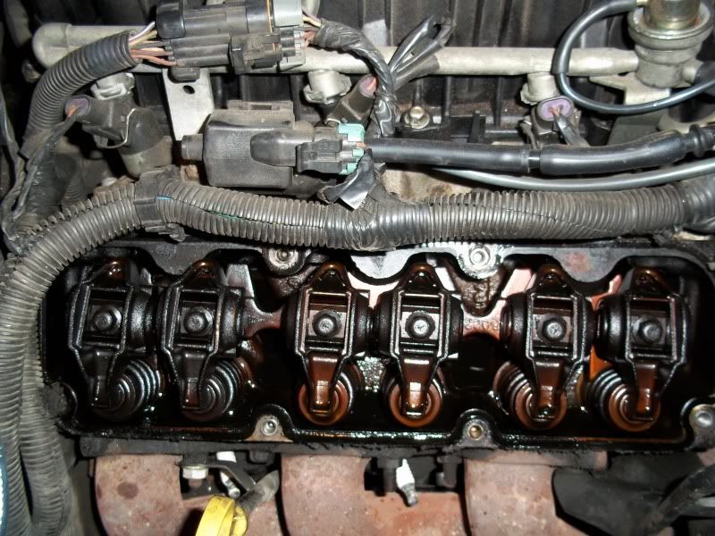 Valve cover off GM 3800 with 165K Passenger Car Motor Oil (PCMO) Gasoline Cars/Pickups/Vans
