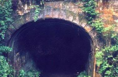 靈異景點『犬鳴隧道』(有照片)