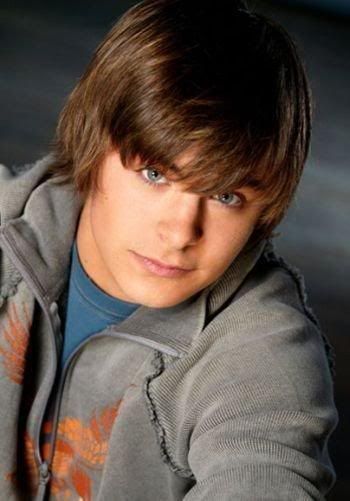 zac-1.jpg zac efron image by TiaKinZz zac-1.jpg zac efron image by TiaKinZz