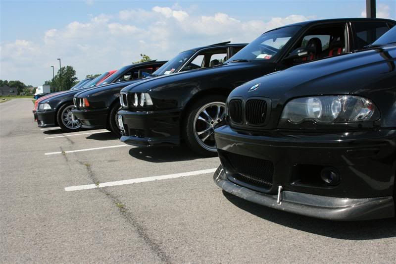 http://i66.photobucket.com/albums/h258/Drexial/M3%20Meet%2008-17-08/M3Meet08-17-08030Medium.jpg