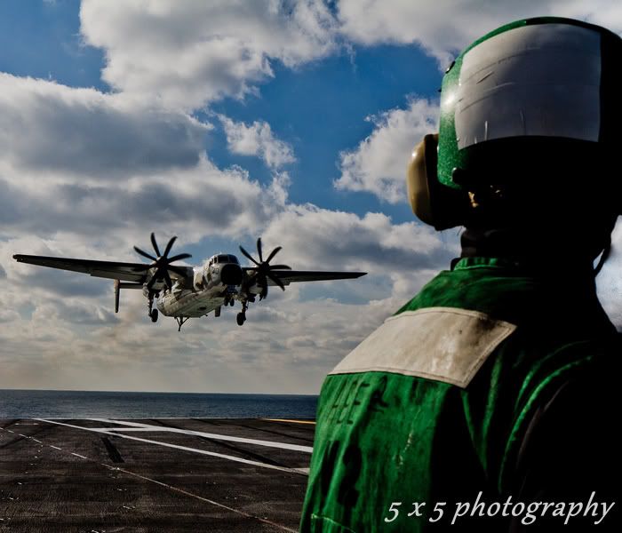 IMAGE: http://i66.photobucket.com/albums/h264/Hunter1911/CVN77-13.jpg