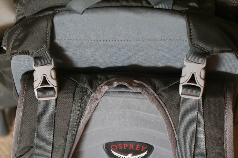 Osprey Kode buckles