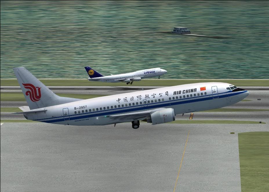 737ChinaLH747HGK.jpg