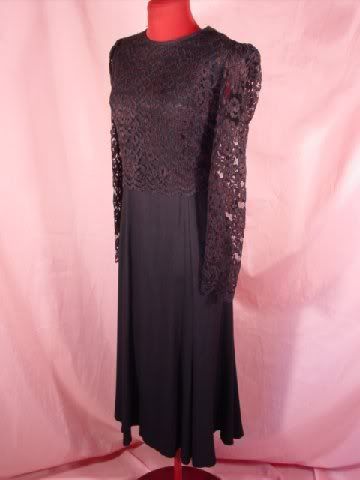 ... lace evening dress m this is a very nice black dress the bodice has a