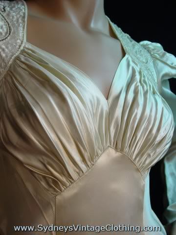 Glamorous Bridal Gown 2