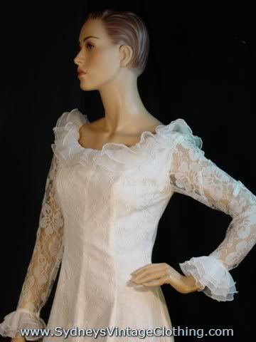 Vintage 60's Sheer White Floral Lace Ruffle Wedding Dress Medium 21999