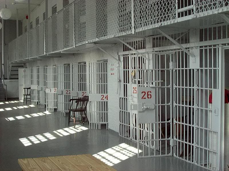 Federal prison photo: Prison JailCell2.jpg