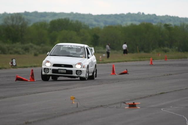 http://i66.photobucket.com/albums/h273/hallockporsche/IMG_7122_1.jpg