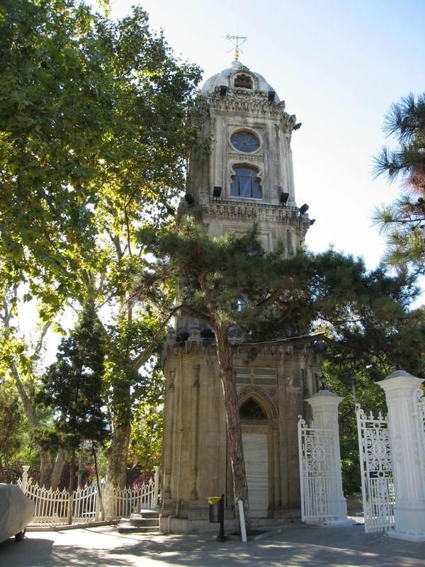 Yildiz Clock Tower / Besiktas - Istanbul photo yildiz_clock102.jpg