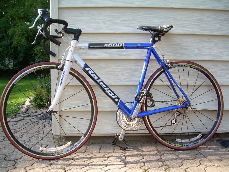 raleigh r600 road bike